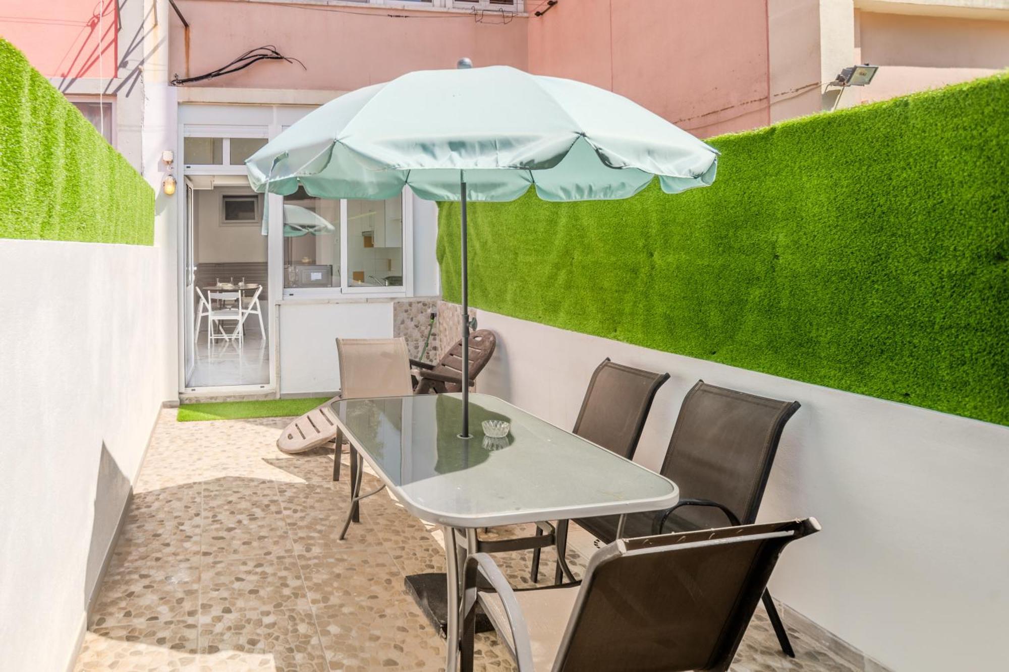 Terrace & Barbecue Apartment In Alameda Downtown Lisbon Exterior photo